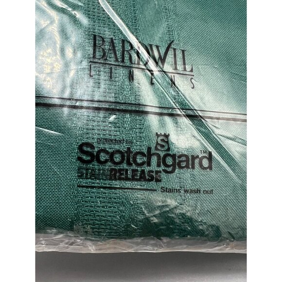 Eleganté Oval Tablecloth 60" X 102" Green Bardwil Linens 100% Polyester Easy Car - Picture 4 of 7